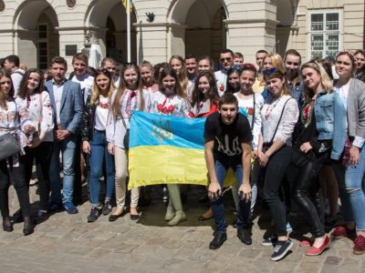 "Парад вишиванок - 2017" у Львові 18 травня 2017 року