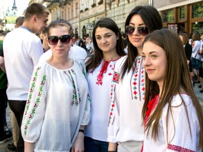 "Парад вишиванок - 2017" у Львові 18 травня 2017 року