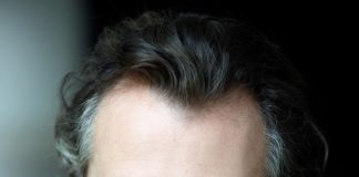 Оперний співак Василь Сліпак