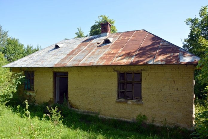 На Львівщині виявили селянську хату, в якій в 1943 році проходила конференція ОУН-УПА На Львівщині виявили селянську хату, в якій в 1943 році проходила конференція ОУН-УПА