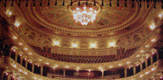 Глядацький зал Львівської Опери