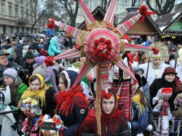 Головним символом цьогорічного ХІІ Різдвяного фестивалю «Спалах Різдвяної звізди» стане звізда «Героїчна»