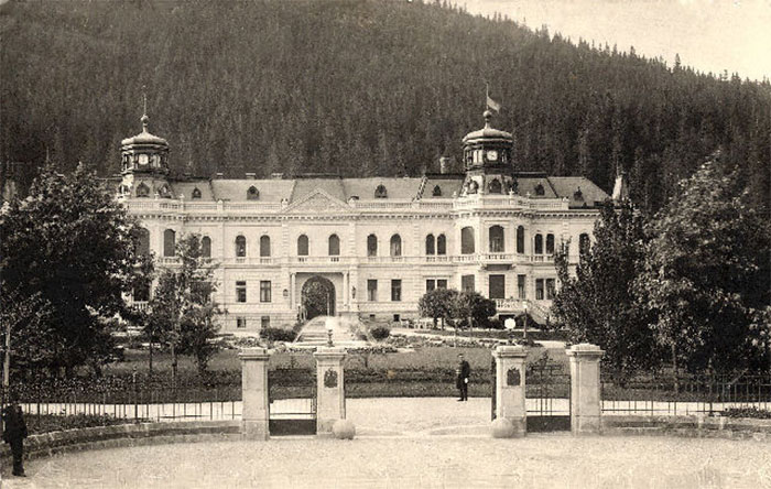 Палац баронів Гредлів в Сколе, фото початок 1930-х