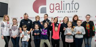 Майстер-клас з писанкарства патрульних з їхніми дітьми