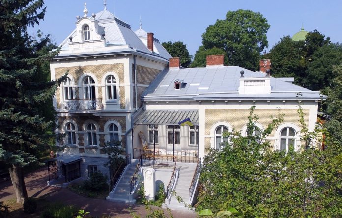Державний меморіальний музей Михайла Грушевського у Львові