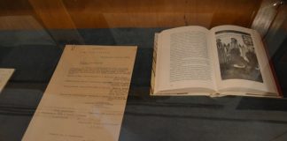 Експозиція виставки «Українська трудова еміграція в Канаду»