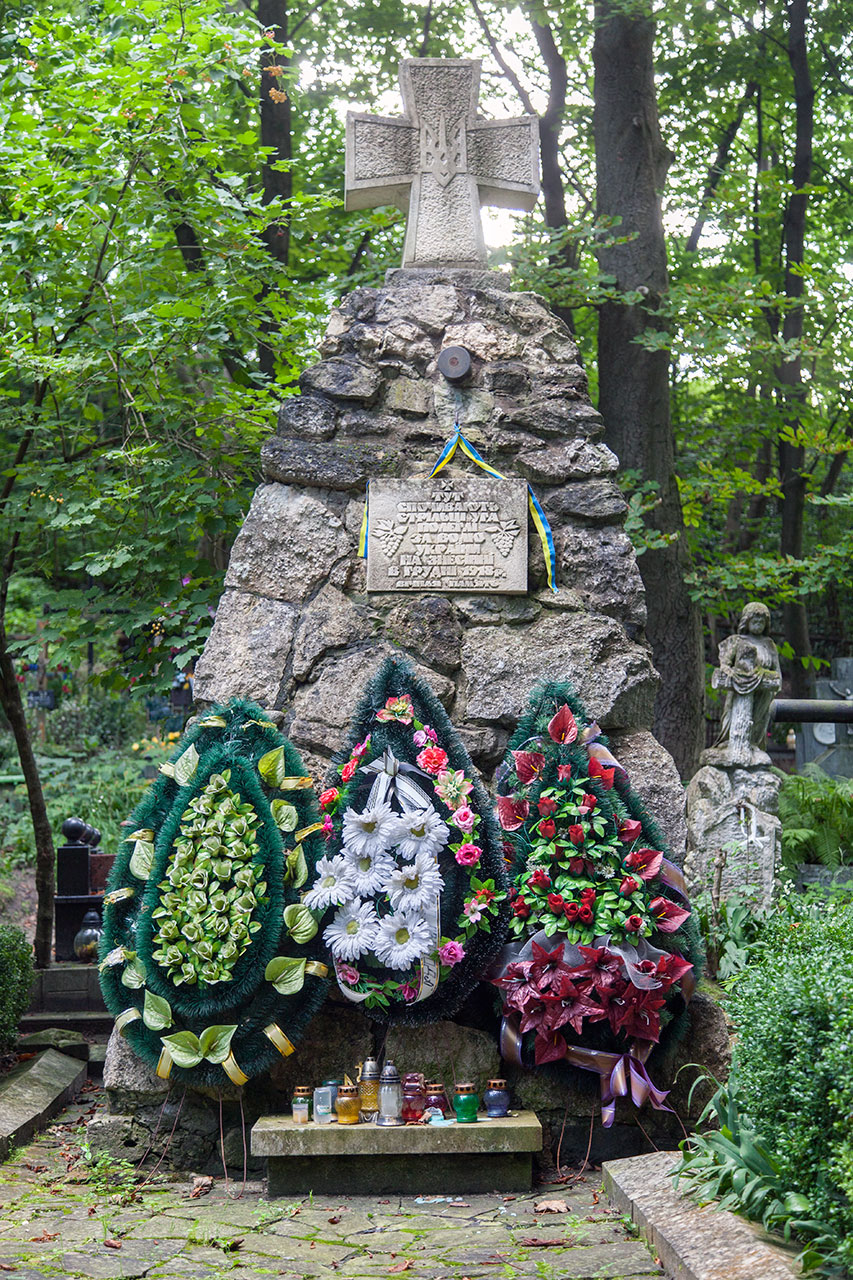 Стрілецьке поховання на цвинтарії Старого Знесіння, 2018 р.