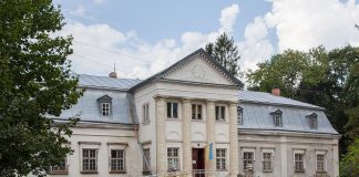 Палац в Пустомитах, 2018 р.