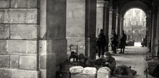 “І ратуш обеспечують наші стрільці” – Степан Гайдучок. Листопад 1918 р. З приватного архіву Степана Гайдучка (м. Львів).