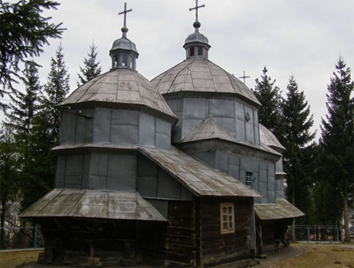 Так виглядала церква в Черепині до 2007 року. Фото, надане церковною громадою.