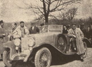 Учасник авто перегонів у Львові