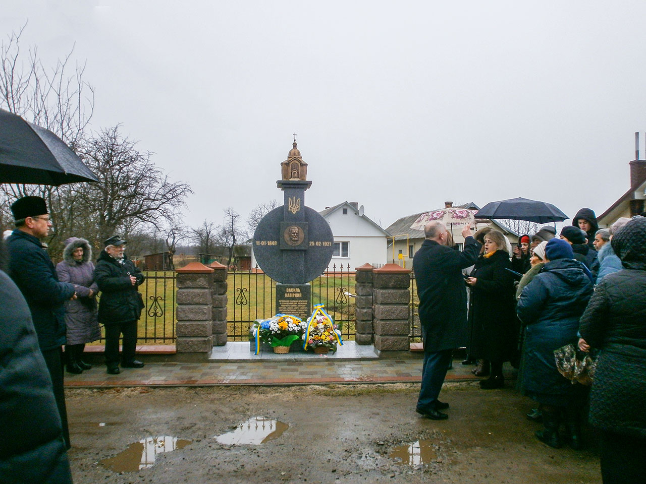 Відкриття пам'ятника Василю Нагірному в селі Гірне