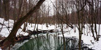 Карстові водойми «Сині вікна»