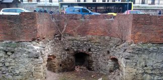 Бастея Низького муру на вулиці Підвальній