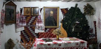 Роботи з експозиції фотовиставки Йосипа Марухняка