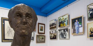 Експозиція виставки присвяченої 93-річчю від дня народження Бориса Возницького