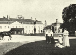 Палац родини Цєньських у селі Пеняки Бродівського району Львівської області. Фото 1911 року