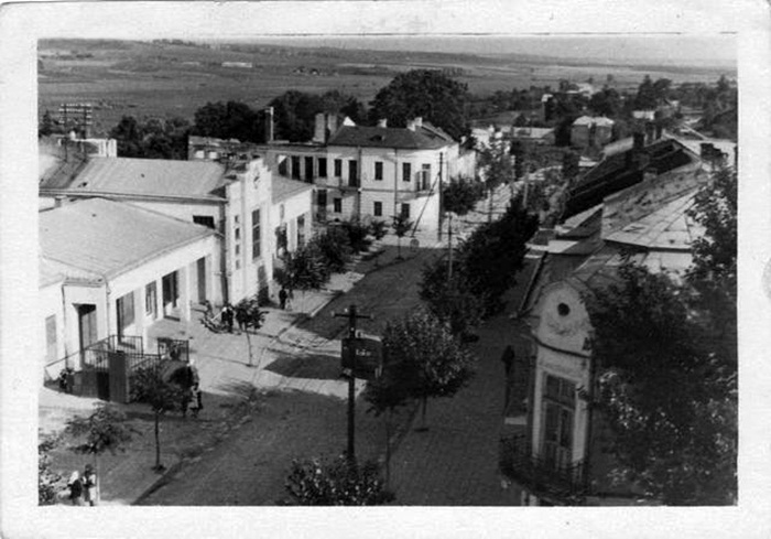 Фото з виставки "400 на 400. Місто Перемишляни та його мешканці на світлинах ХХ століття. Знайомство"