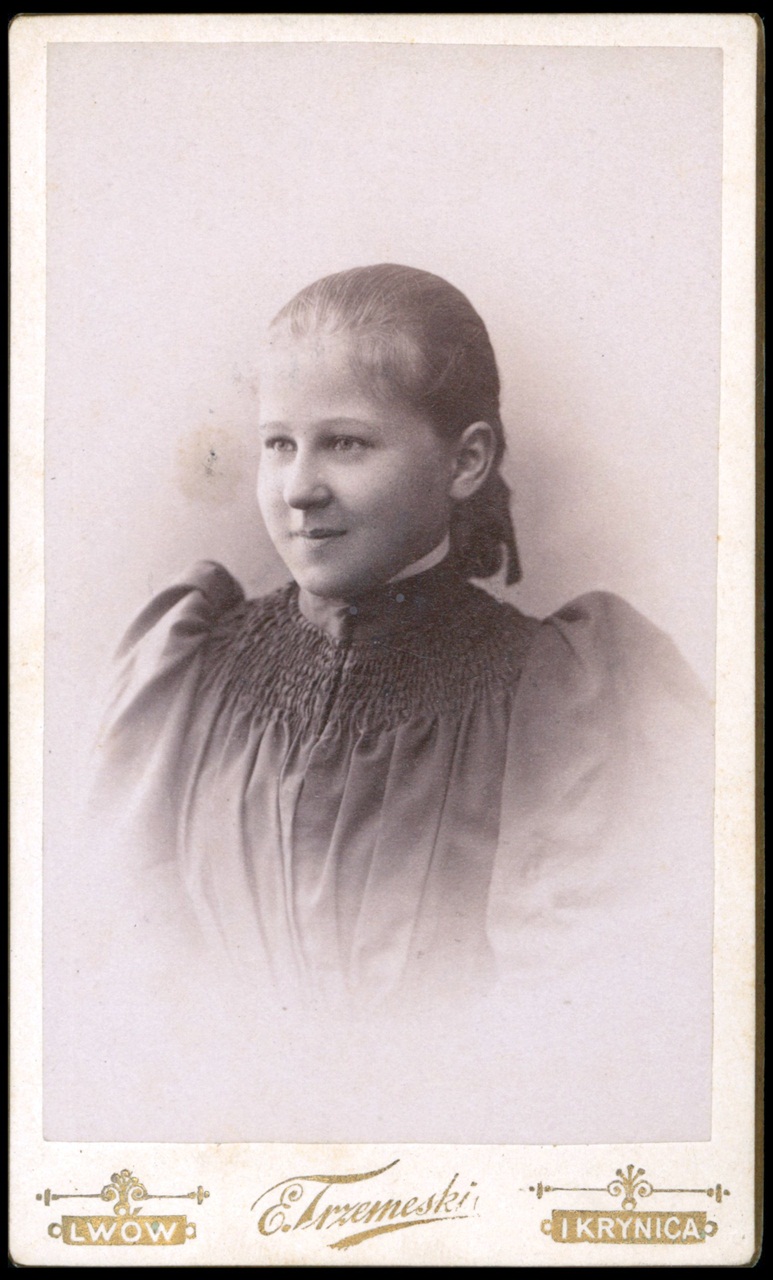 Світлина з ательє Едварда Тшемеського. Львів, ХІХст.