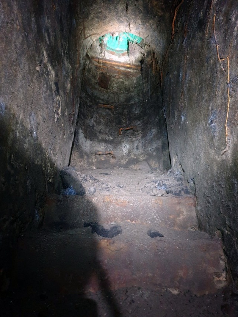 Вихід до Російського консульства ;)