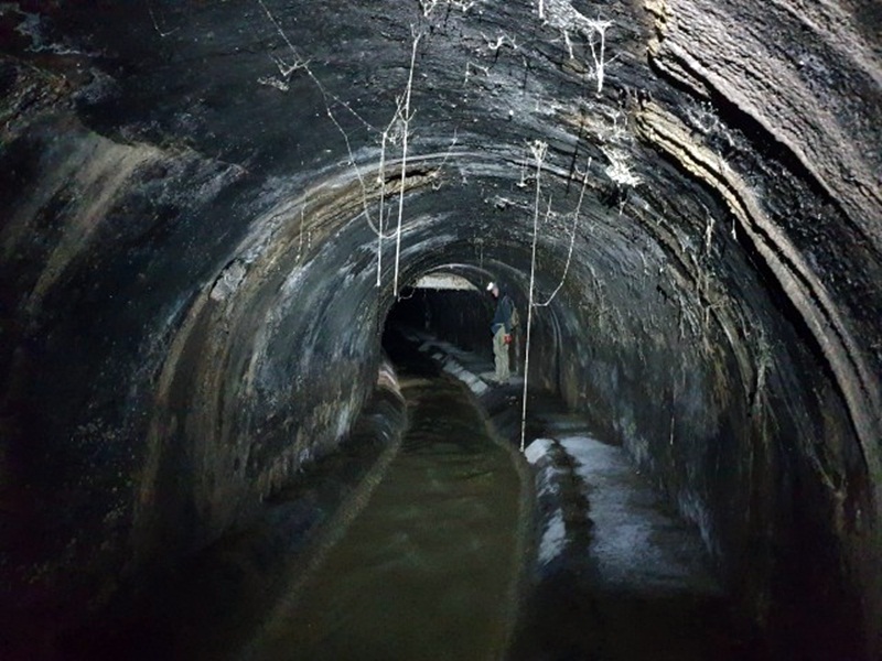 Починаються повороти. Підходимо до центру міста