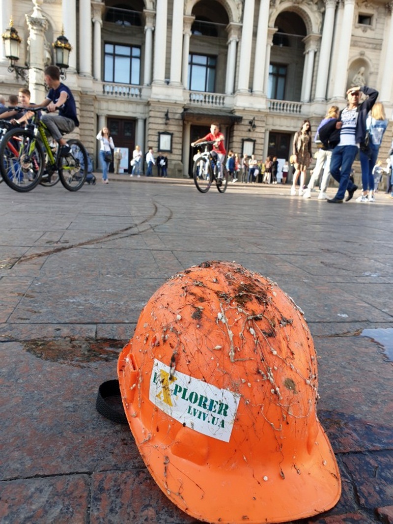 От для чого в Полтві потрібен шолом!