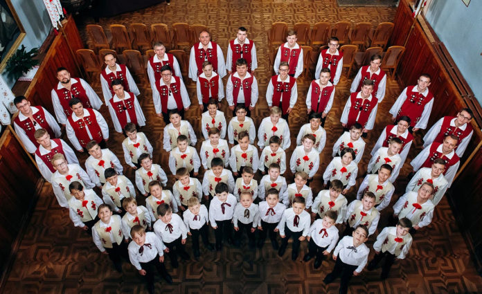 Державна академічна чоловіча хорова капела «ДУДАРИК»