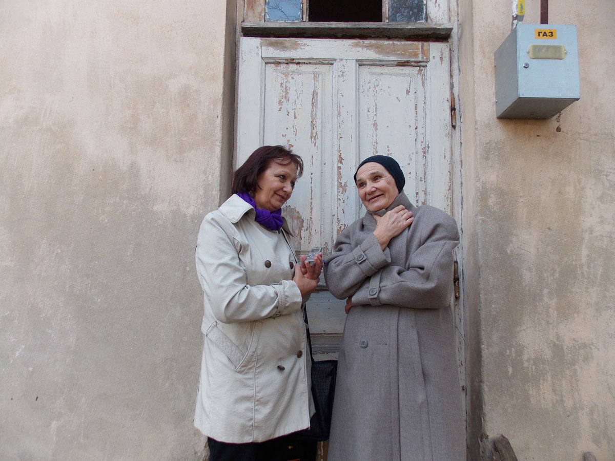 Алла Приступа (праворуч)-остання з цієї родини власниця будинку