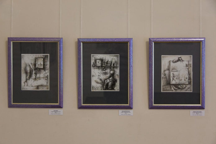 Експозиція виставки "Графіка Євгена Понагайби"