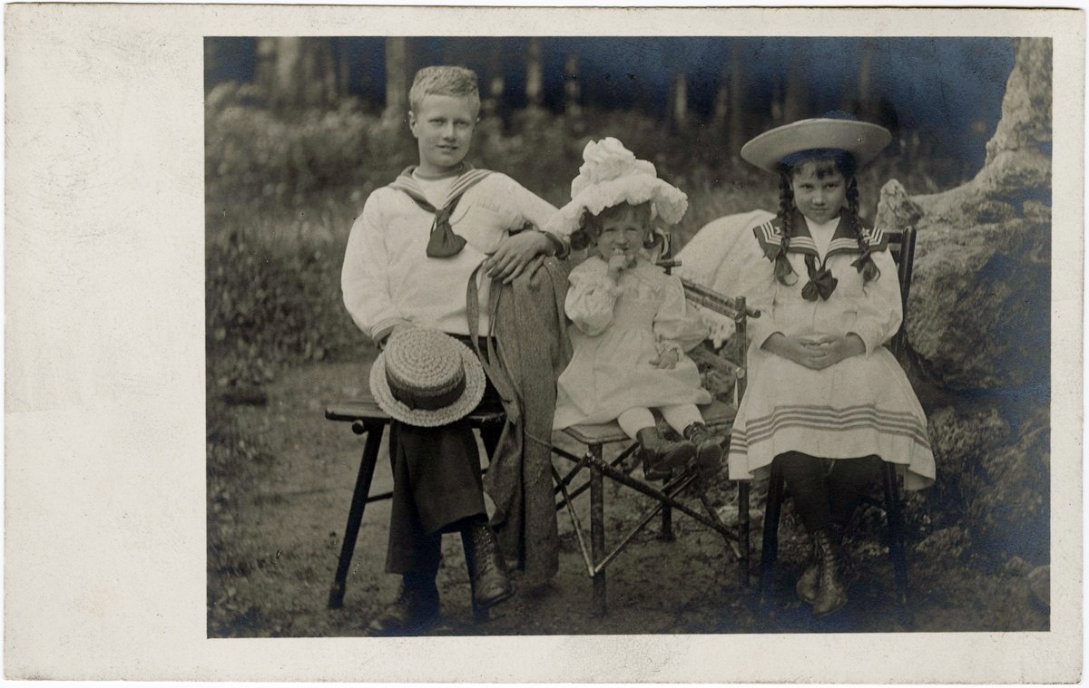 Антоній, Аделаїда та Кароліна Лянцкоронські