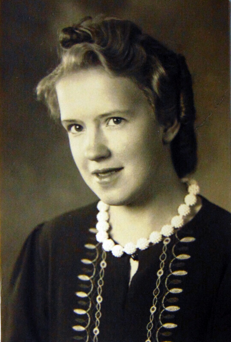 Надія Косміаді. Гамбург, 1942 рік