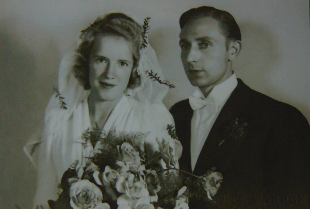 Шлюбне фото Надії і Карла. Гамбург. 9 жовтня 1943 року