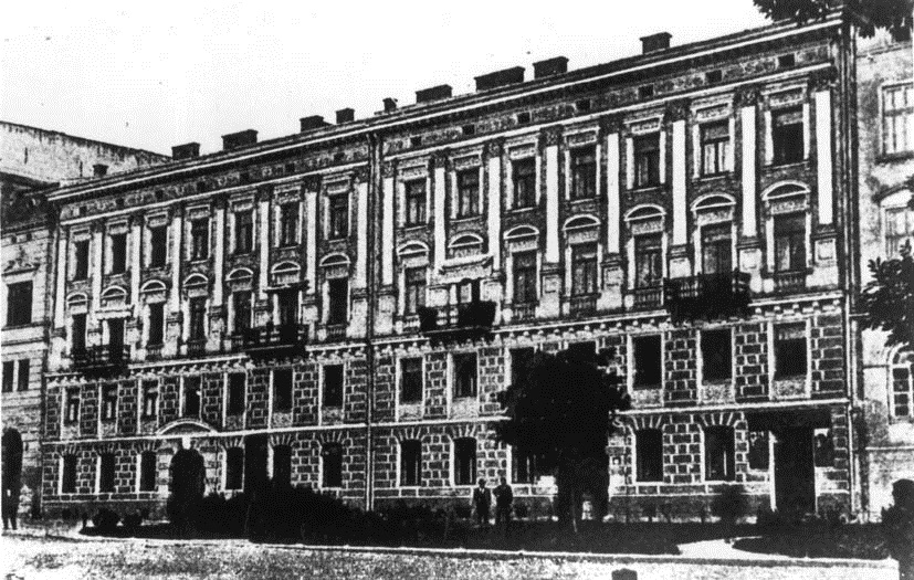 Будинок НТШ на вулиці Чарнецького 