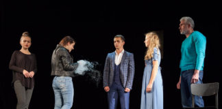 Сцена з вистава “При надії”