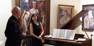 «Концерт салонної музики» з шаленим успіхом пройшов у Домі Новаківського