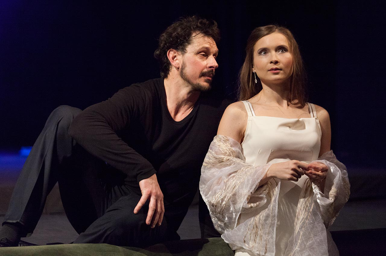 Сцена з вистави «Фредерік або Бульвар злочину»