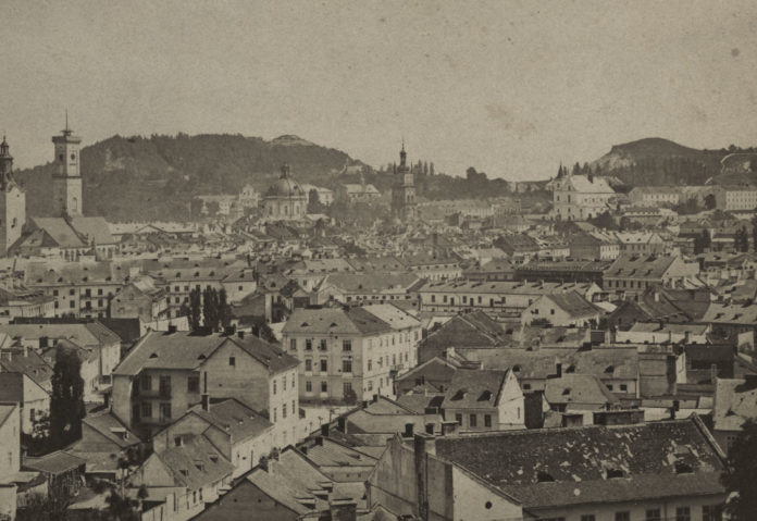 Панорама міста Львова, 1865 р. Панорама міста Львова, 1865 р.