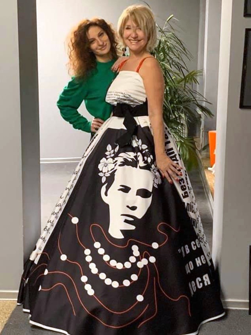 Уляна Оксенюк та Оксана Бобошко-Вандерховен. Фото зі сторінки Уляни Оксенюк