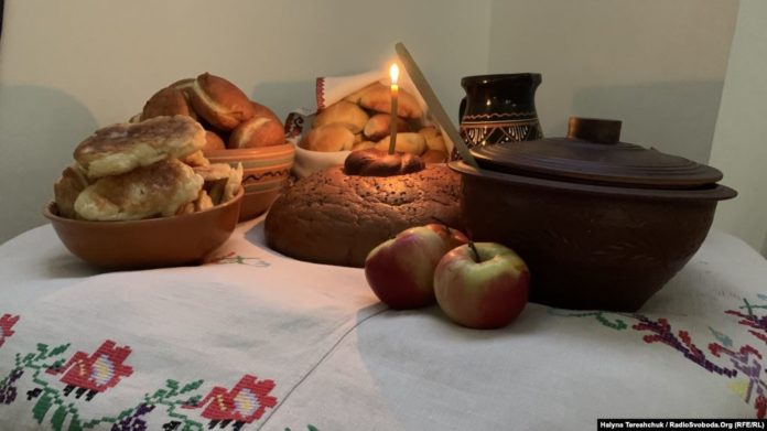 Стіл на Святвечір