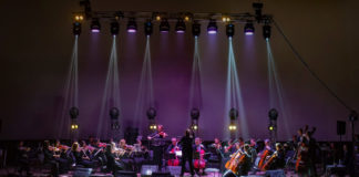 Феєрична концертна програму «По Різдву». Фото Олександра Шамова.