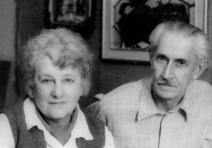 Роман Сельський із дружиною Марґіт Сельською-Райх. Світлина 1970-х рр. Роман Сельський із дружиною Марґіт Сельською-Райх. Світлина 1970-х рр.