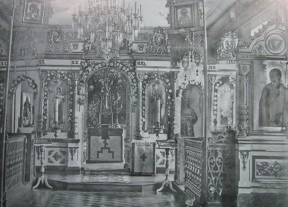 Церква в стінах гімназії