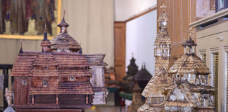 Дерев'яні храми України Михайла Яськовича