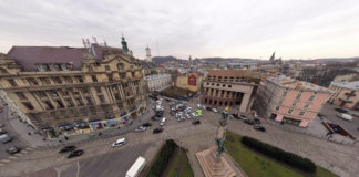 пл. Міцкевича