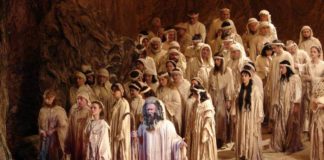 Сцена з опери "Мойсей"