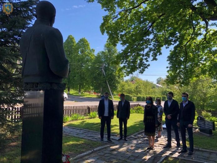 Вшанування пам'яті Євгена Коновальця у Зашкові
