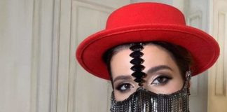 Співачка Ikstina