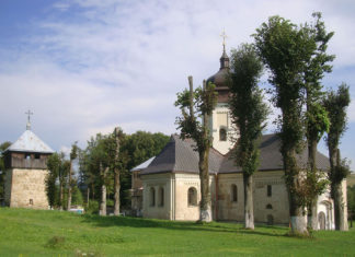 Лаврове Королівство, або майже романтична казка для дорослих Василіанський чоловічий монастир в селі Лаврів. Церква святого Онуфрія. Світлив Юрко Волощак