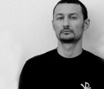 Святослав Владика