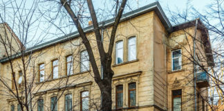 Будинок громади менонітів, 1888, 1925 рр. (вілла Владислава Ґодовського ) на вулиці Костя Левицького, 23 у Львові